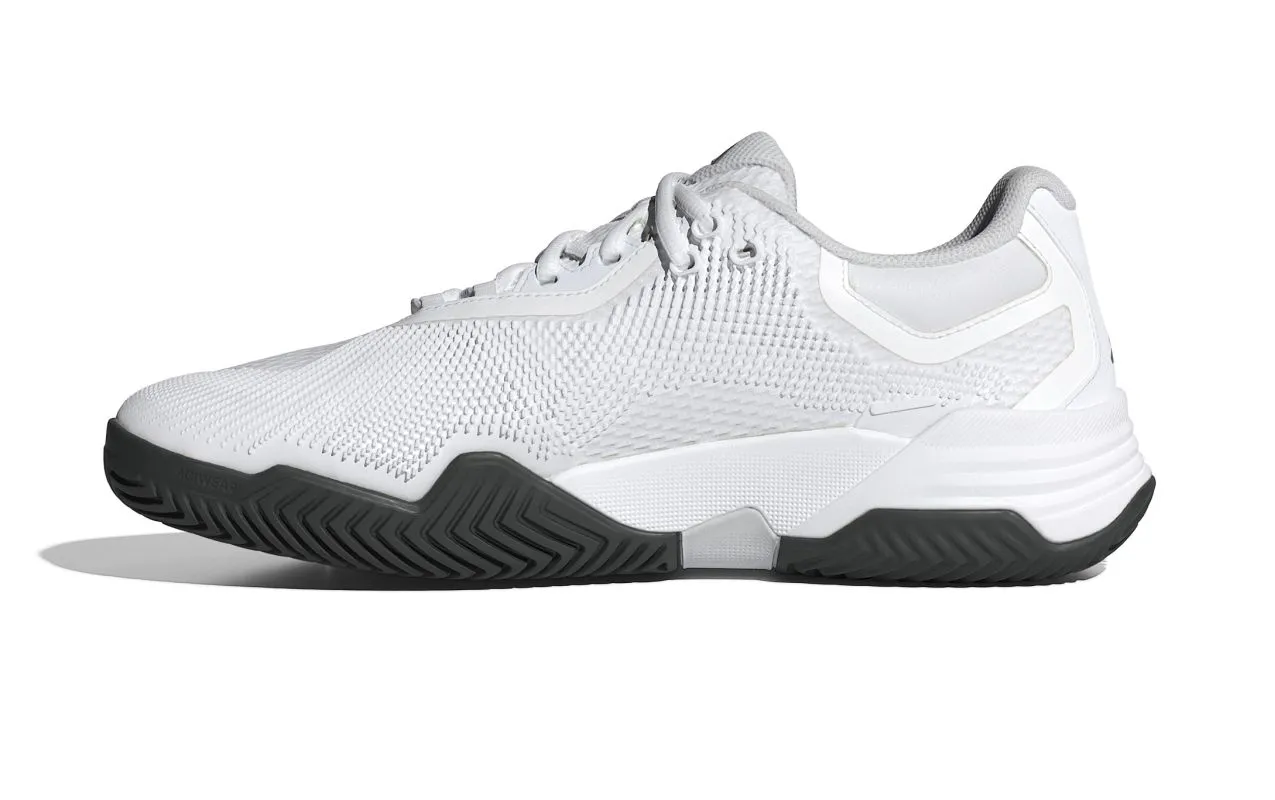 IF9110_5_FOOTWEAR_Photography_Side-Medial-Center-View_white