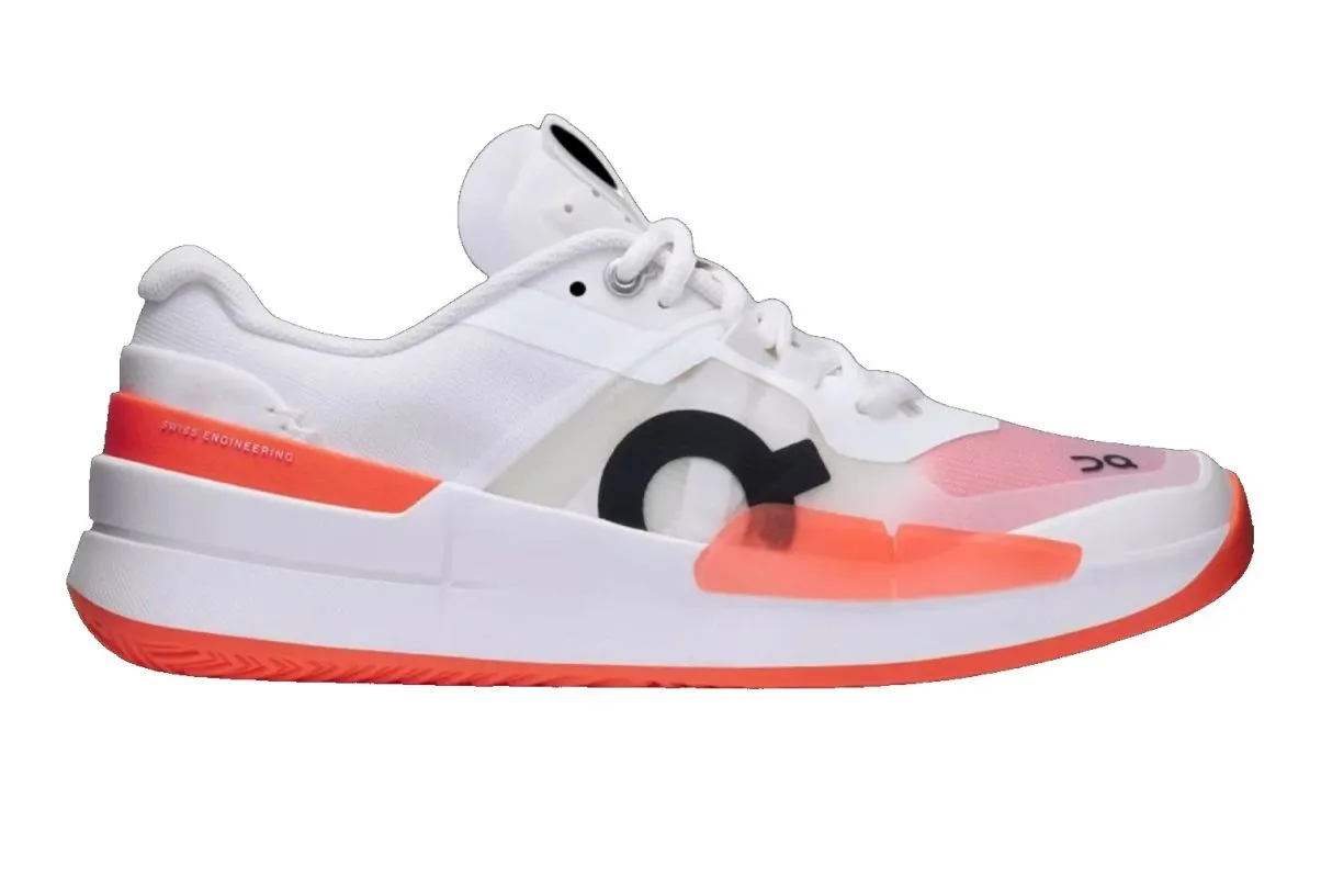 WomanOnRogerPro2oranje On The Roger Pro 2
