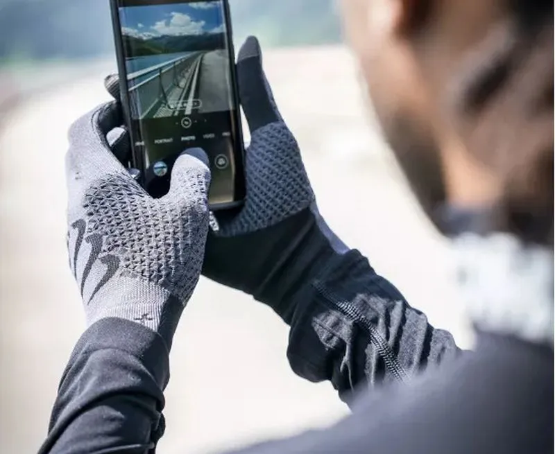 Compressport 3D Thermo Gloves - asphalte/black