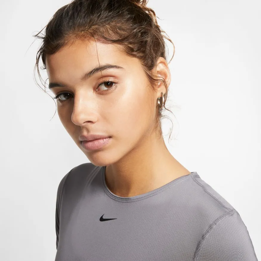 nike-pro-top-ss-all-over-mesh-w-gunsmoke-black-6 Nike Pro Top SS All Over Mesh W - gunsmoke/black