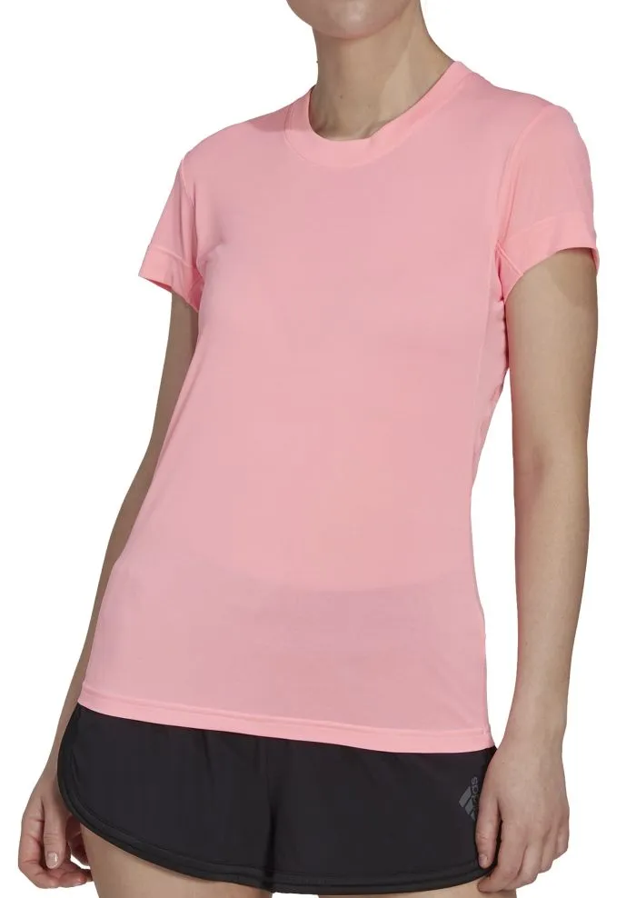 HP0728_4_APPAREL_On-Model_Front-View_white