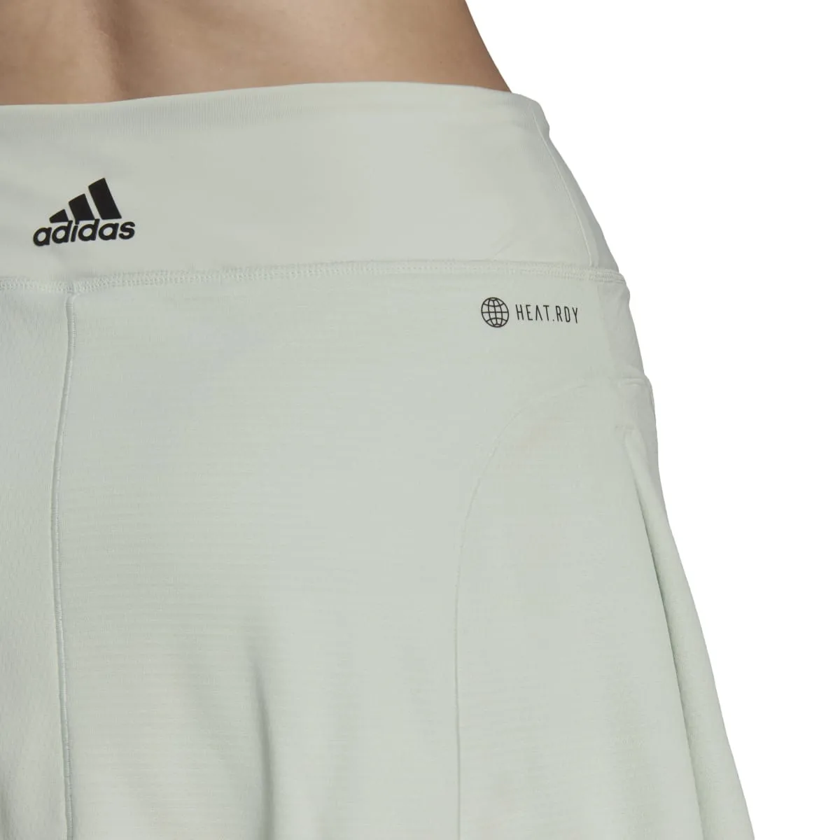 HP0723_6_APPAREL_On-Model_Detail-View-1_white