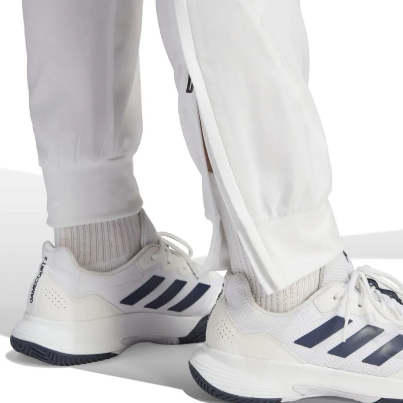 IA7096_7_APPAREL_On-Model_Detail-View-2_white