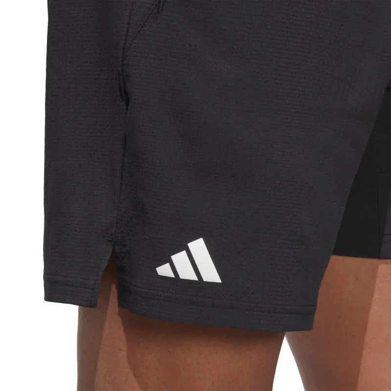 HS3310_8_APPAREL_On-Model_Detail-View-1_whitepocSeOEFQXJ6l