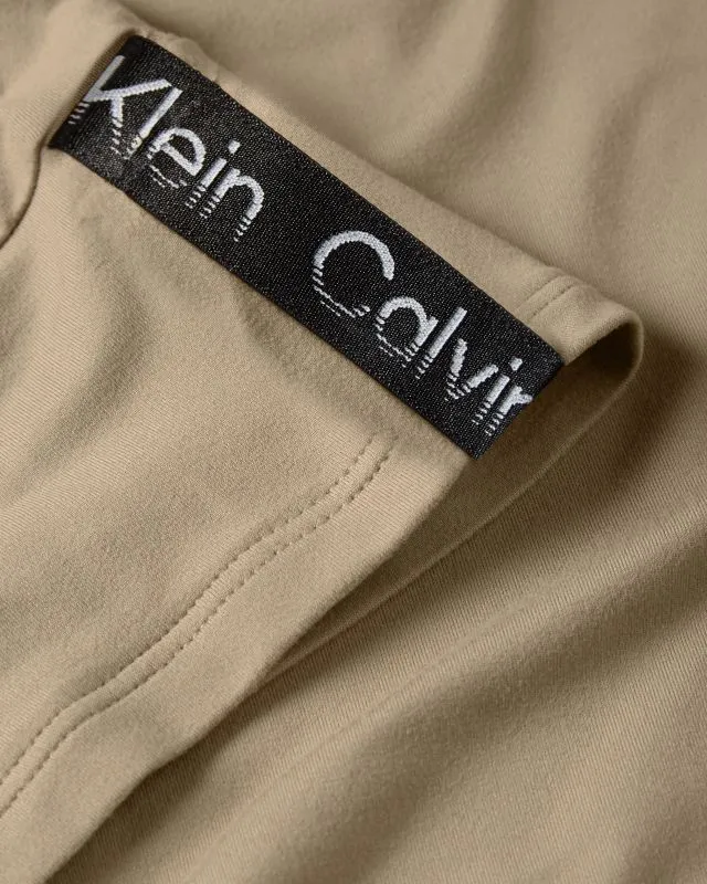 Calvin-Klein_FA2022_PAH_00GWF2K102PAH_3
