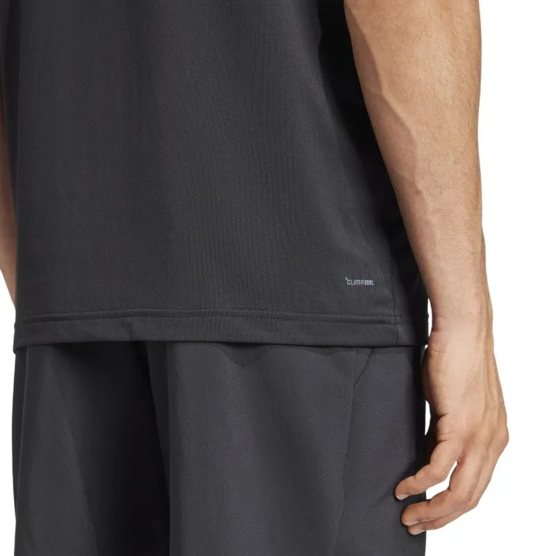 JN7089_6_APPAREL_On-Model_Detail-View-2_white