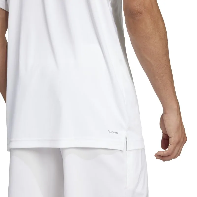 JE0412_6_APPAREL_On-Model_Detail-View-2_white