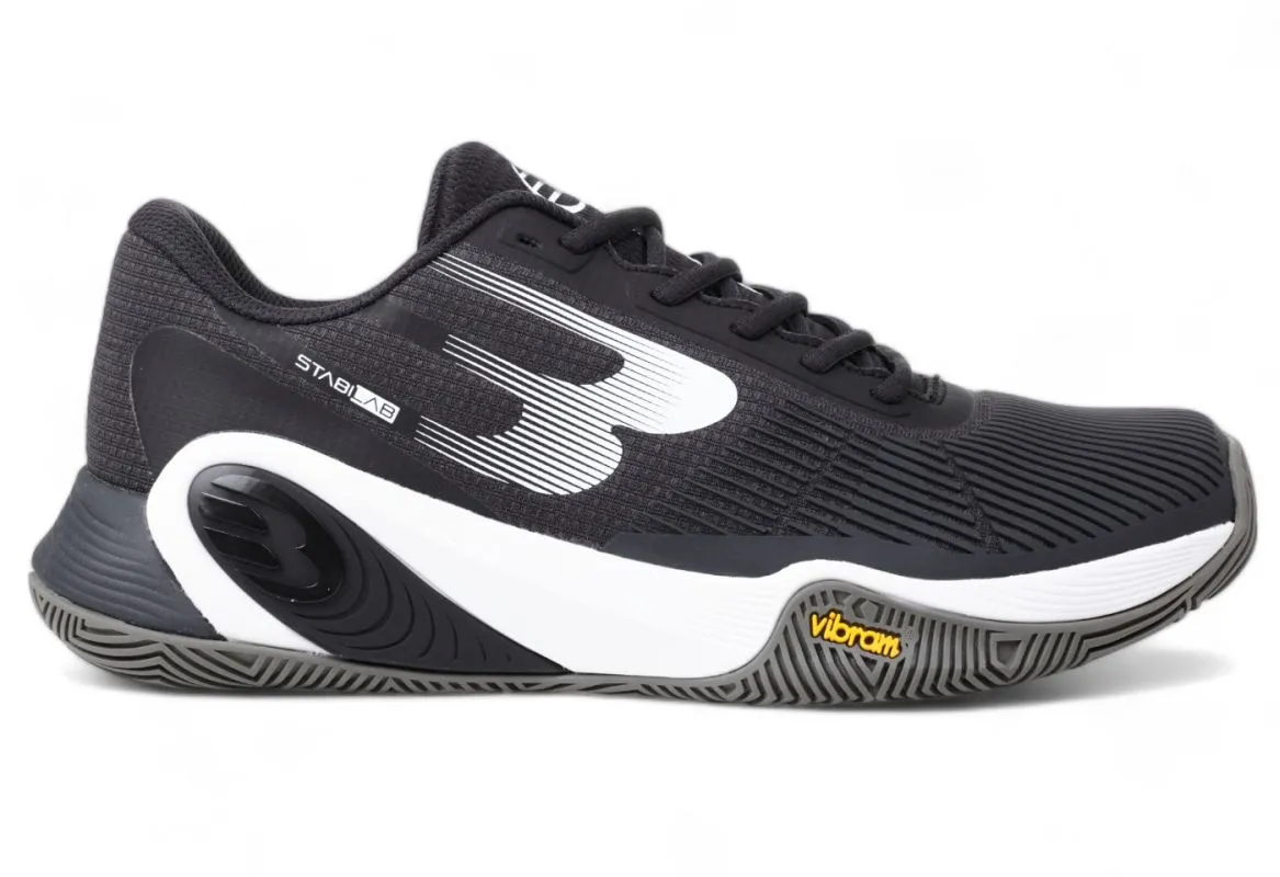 Bullpadel Vertex Vibram 26V - black Bullpadel Vertex Vibram 26V - black