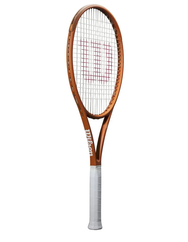 WR173911U_1_BLADE_98_V9_16X19_RG_2025_FRM_Clay-png-high-res
