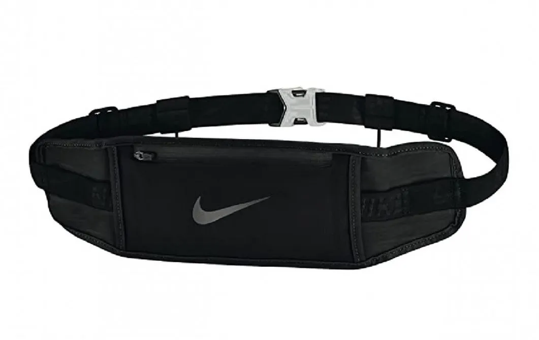 NIKE-NAHANGI-SHOE