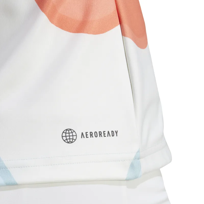 HU1803_8_APPAREL_On-Model_Detail-View-2_white