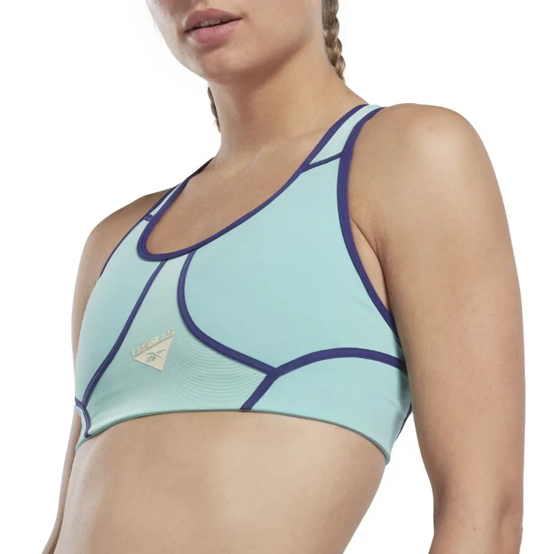 HM5750_5_APPAREL_On-Model_Detail-View-1_white