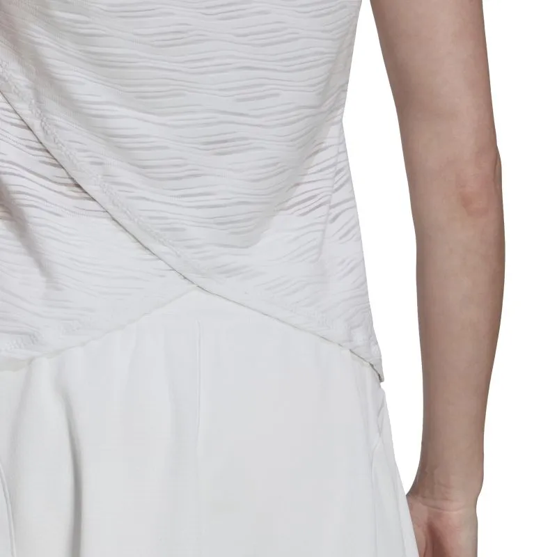 HF6325_8_APPAREL_On-Model_Detail-View-2_white