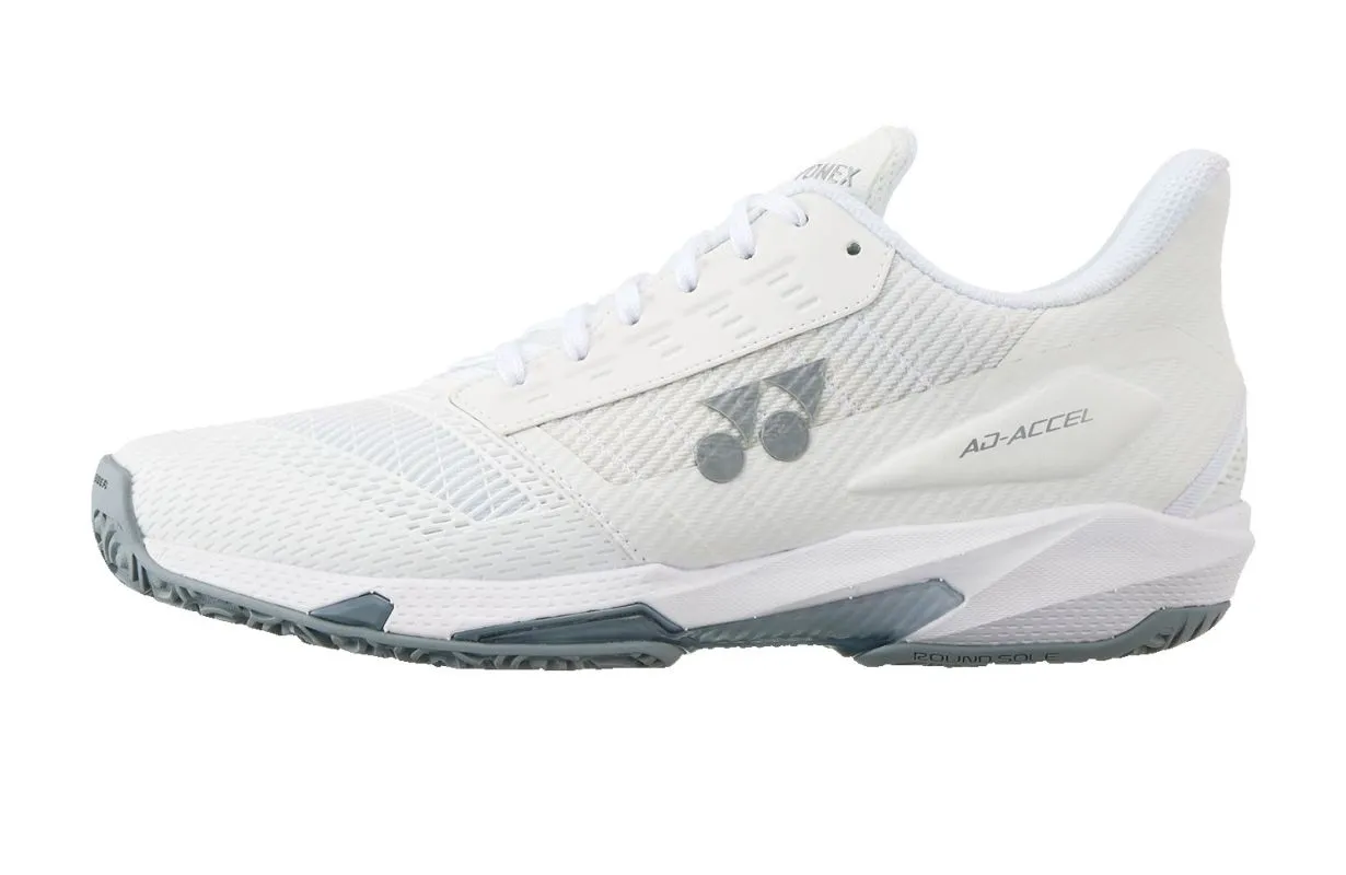 CCYonexAdAccelWhiteWoman2