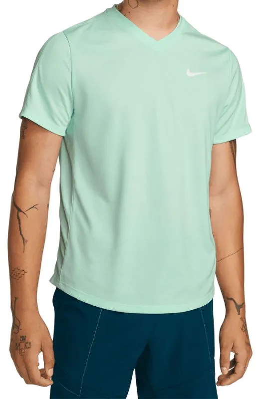 nike-tshirt-frontKZJKN7crWb5iC